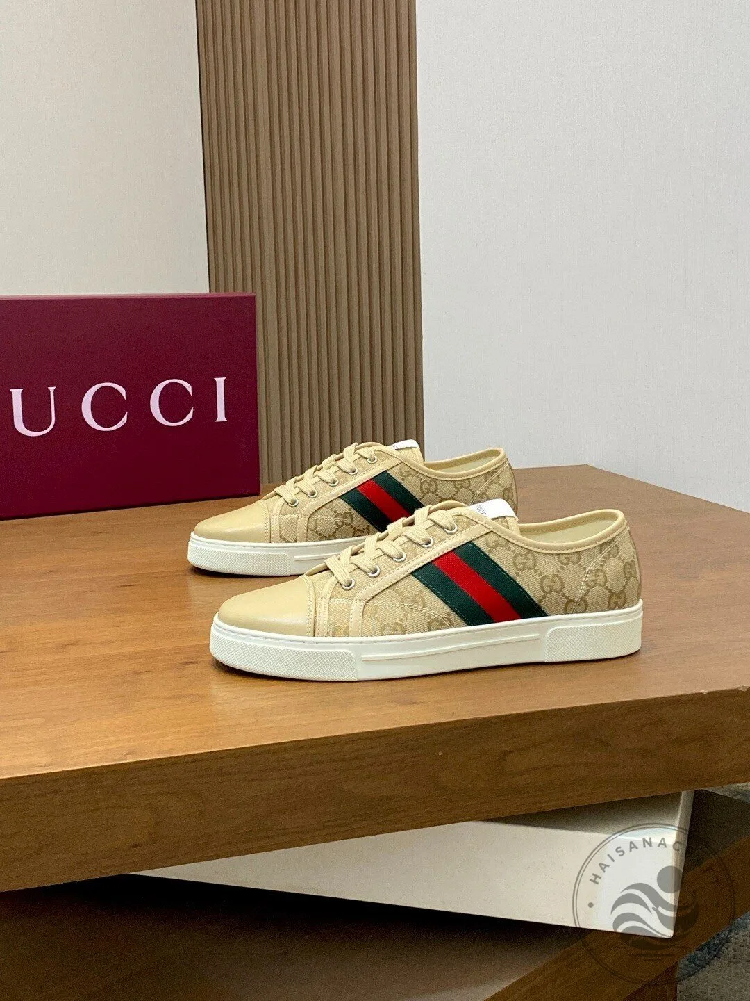 Gucci Beige Canvas Low Top Sneakers with Red and Green Stripe 11 Gucci Beige Canvas Low Top Sneakers with Red and Green Stripe