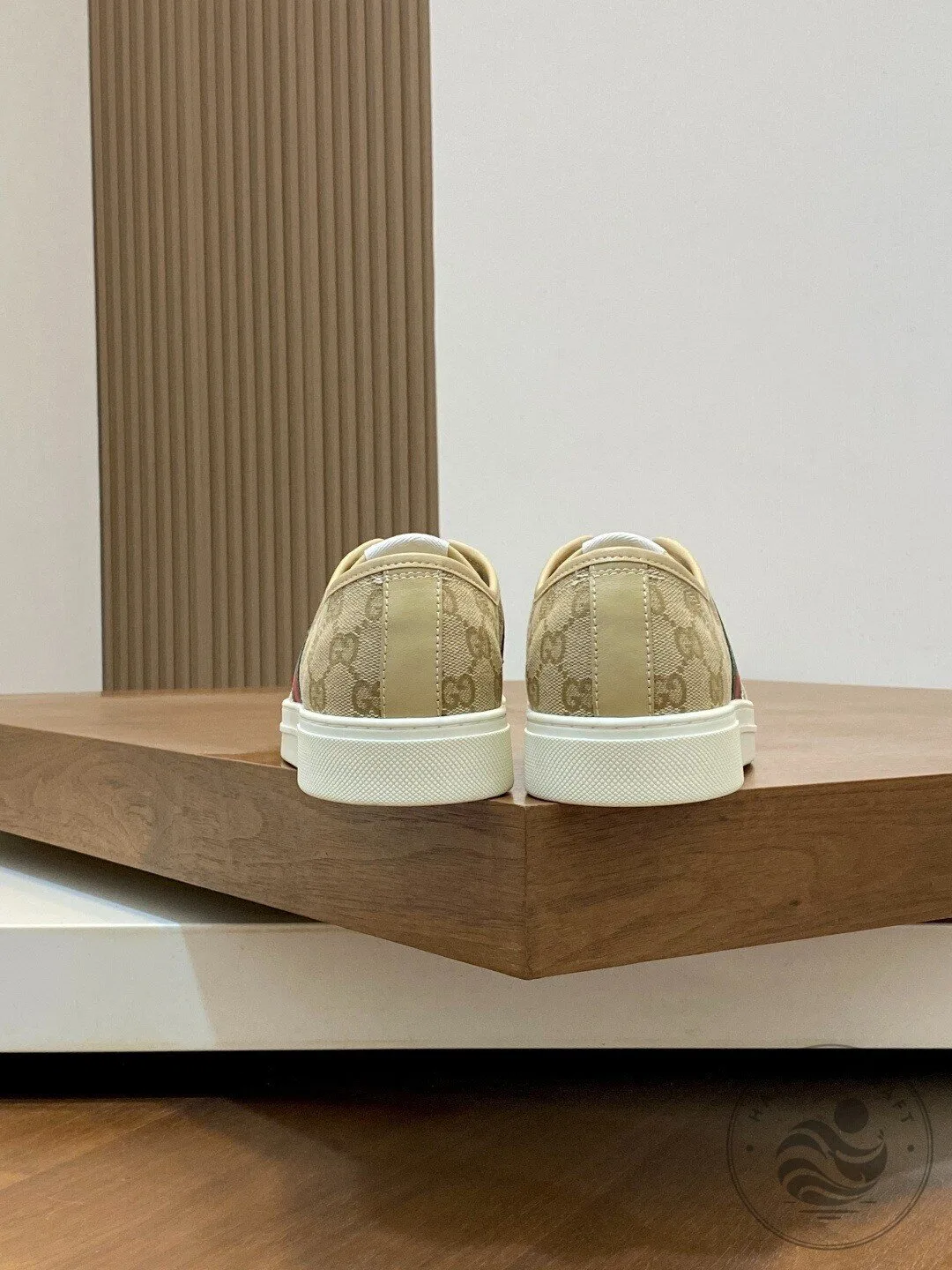 Gucci Beige Canvas Low Top Sneakers with Red and Green Stripe 14 Gucci Beige Canvas Low Top Sneakers with Red and Green Stripe